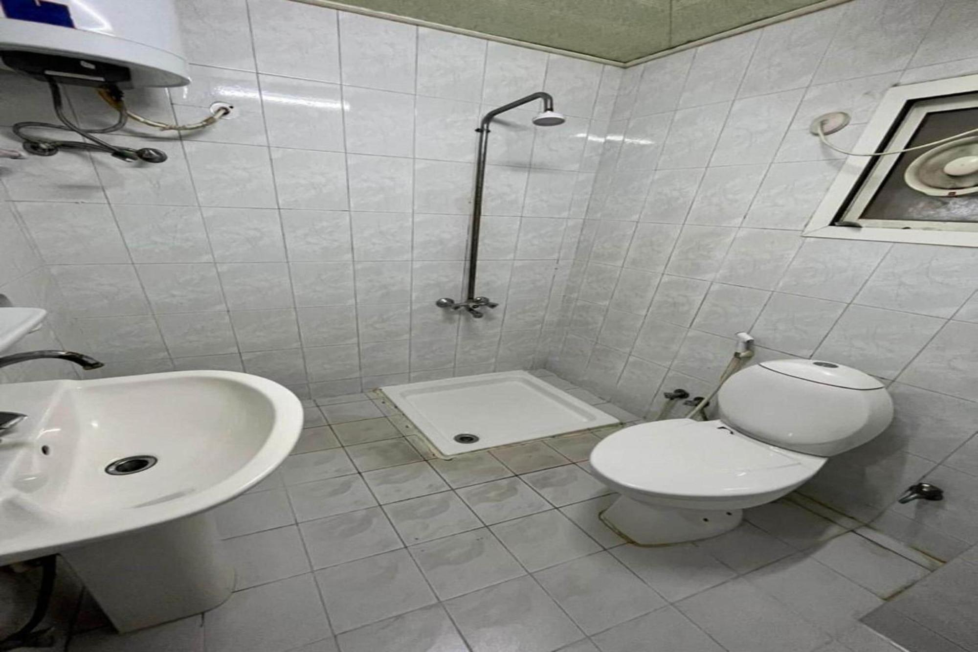 Super Oyo 149 Bait Al Ghubaira Furnished Flat